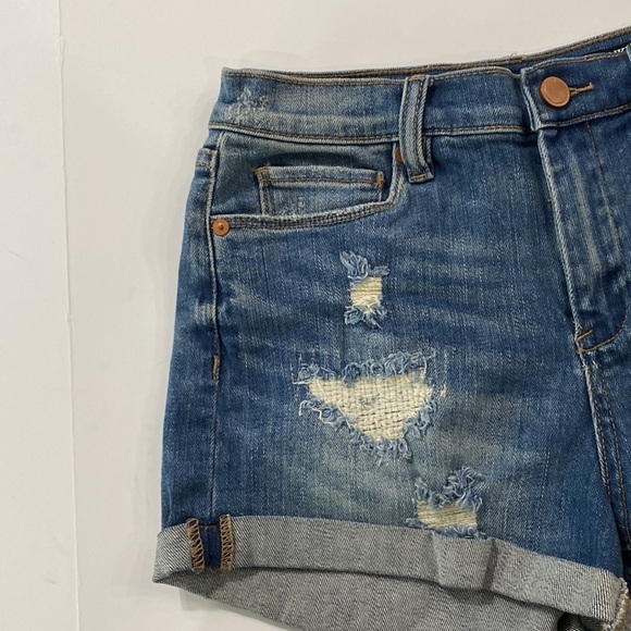 Blank NYC Distressed High Rise Fulton Jean Shorts Size 26 - Picture 4 of 7